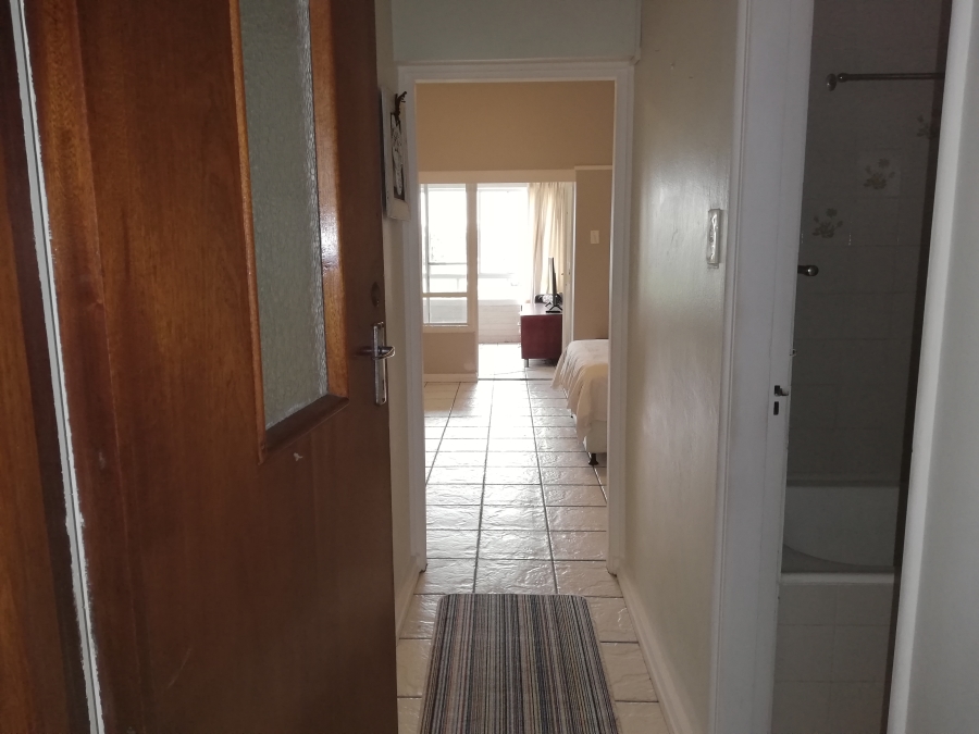 1 Bedroom Property for Sale in Summerstrand Eastern Cape